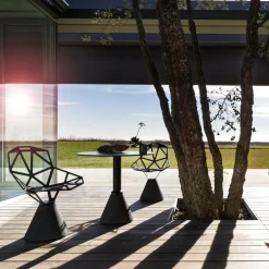 Chair One Stuhl Zementfuß