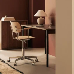 Co Task Bürostuhl mit Armlehnen