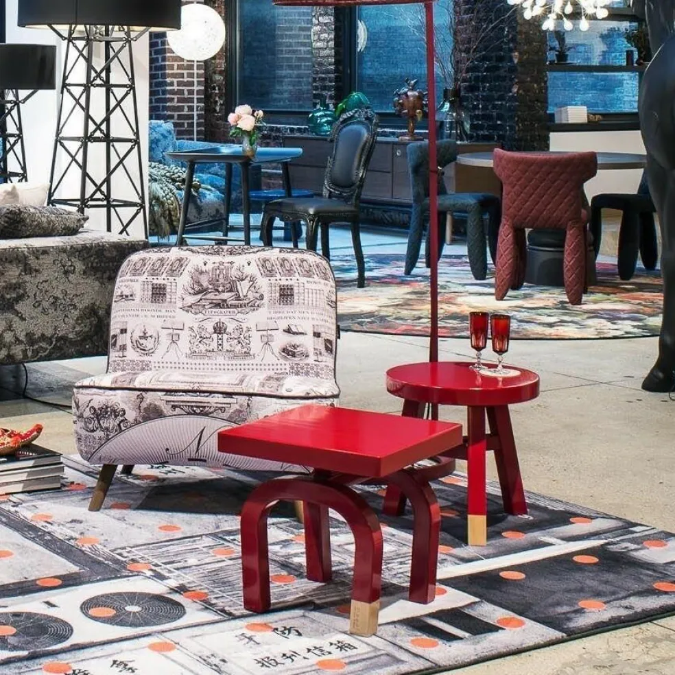 Common Comrades Emperor Beistelltisch