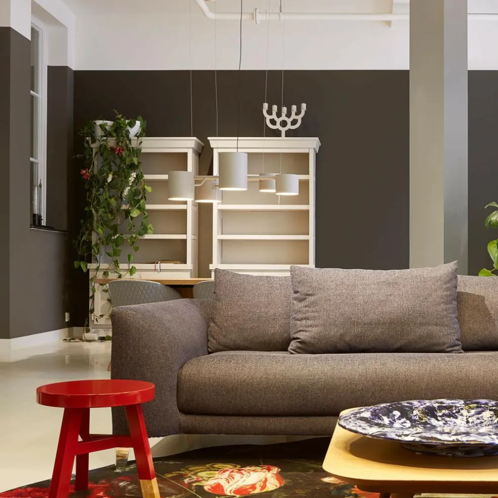 Common Comrades Merchant Beistelltisch