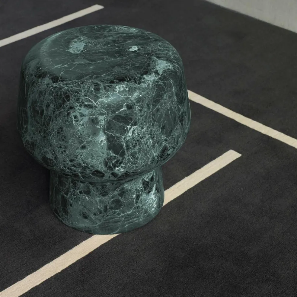 Corker No.1 Hocker Marmor