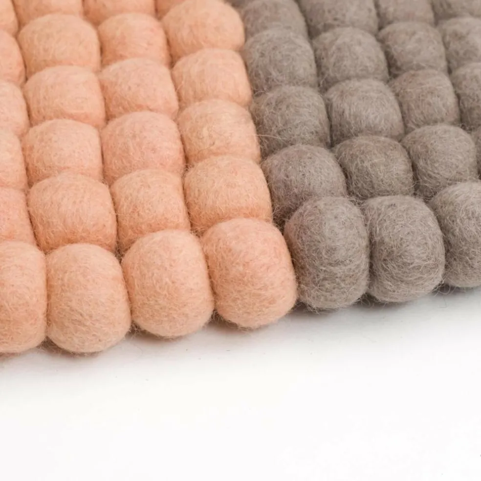 Cube Filzkugelteppich rechteckig