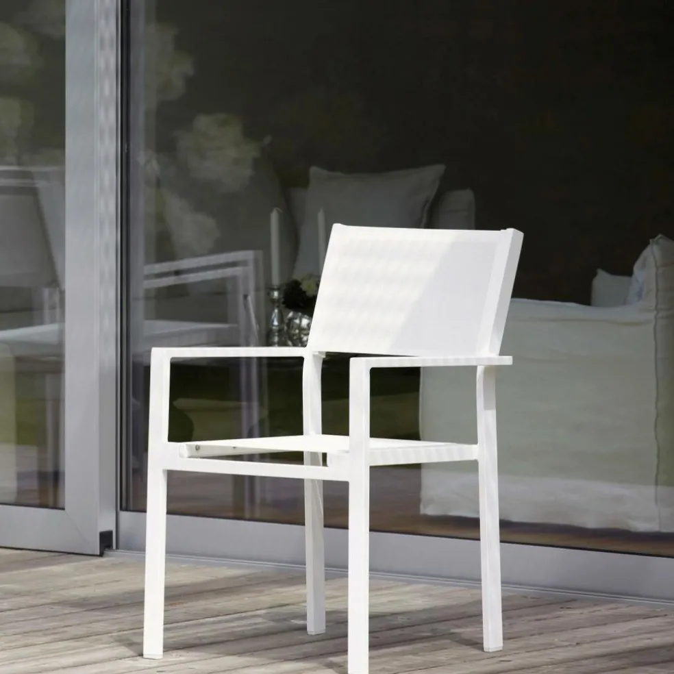 Cubic Gartenarmlehnstuhl