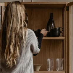 Curiosity Vitrine H 143 cm