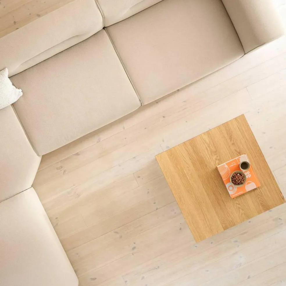 D33 Couchtisch 80x80cm