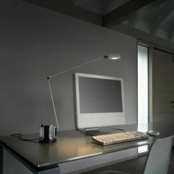 Daphine LED Schreibtischleuchte