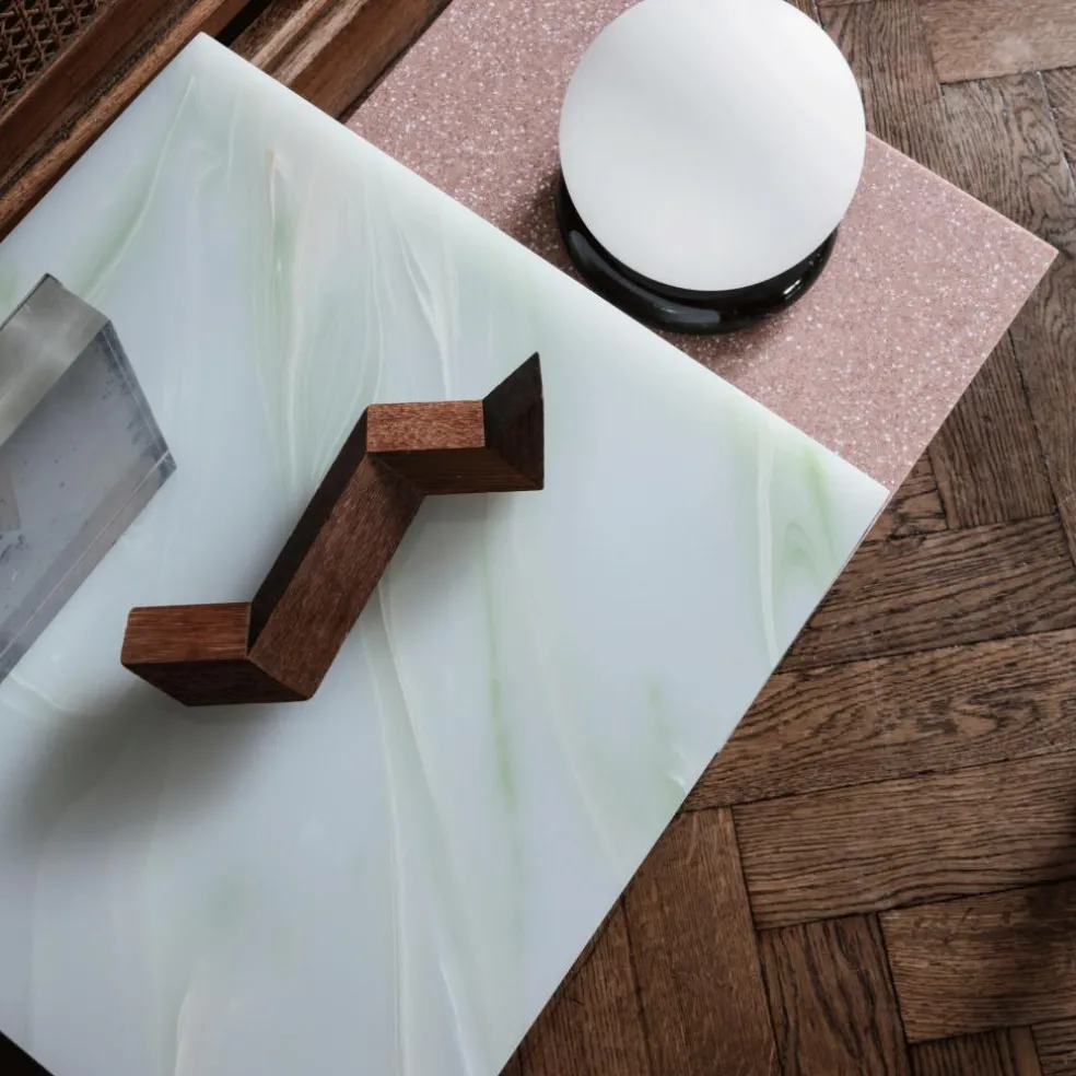 Distinct Beistelltisch