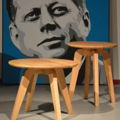 Dweller Massivholz-Beistelltisch Ø50cm