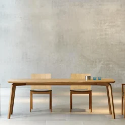 Dweller Massivholz-Esstisch