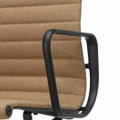 EA 132 Aluminium Chair Bürostuhl