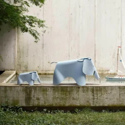 Eames Elephant RE