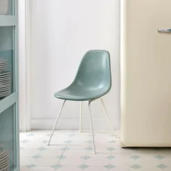 Eames Fiberglass Side Chair DSX Gestell weiß