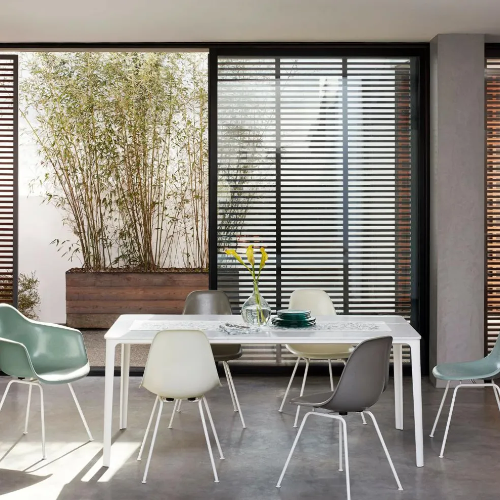 Eames Fiberglass Side Chair DSX Gestell weiß