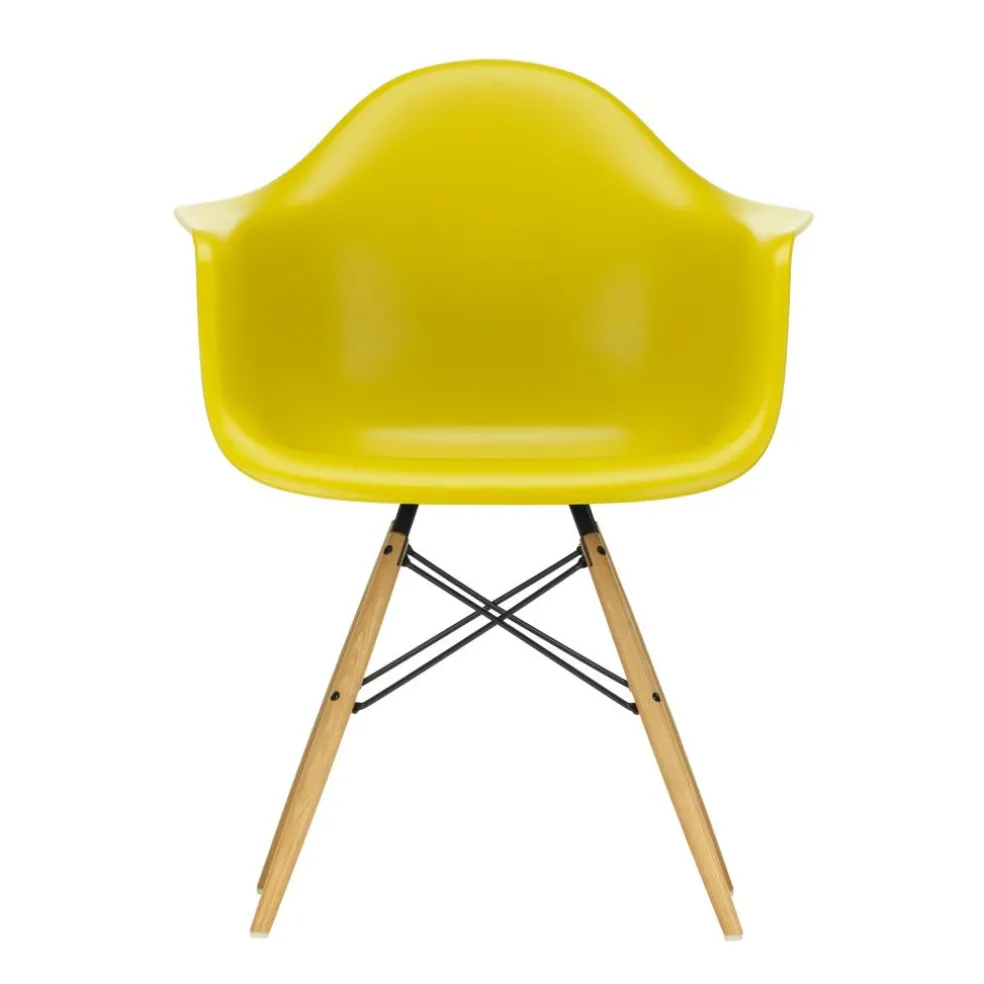 Eames Plastic Armchair DAW RE Gestell Esche