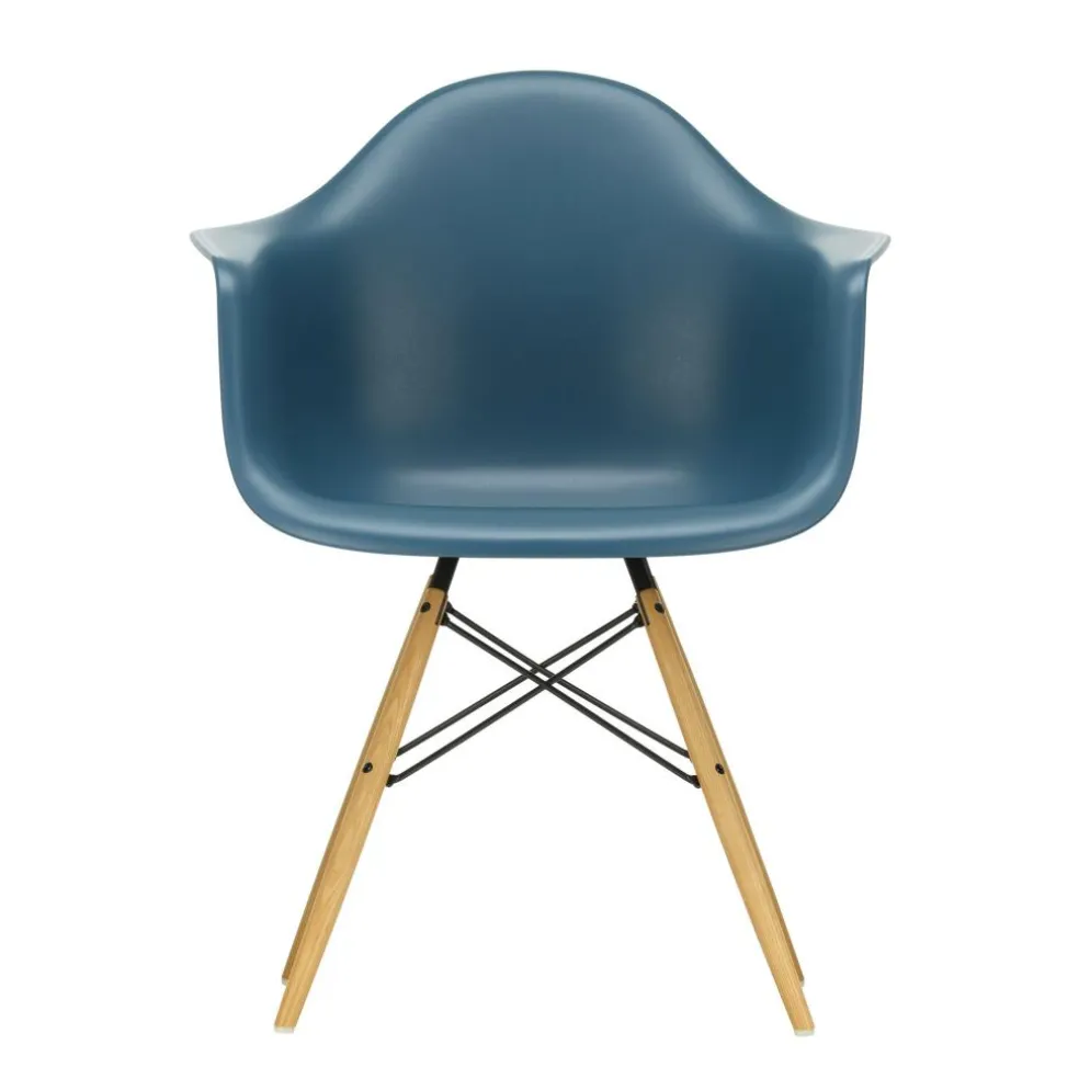 Eames Plastic Armchair DAW RE Gestell Esche