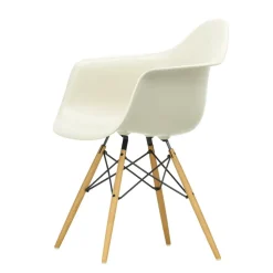Eames Plastic Armchair DAW RE Gestell Esche