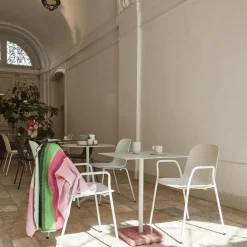 13Eighty Garten-Armlehnstuhl