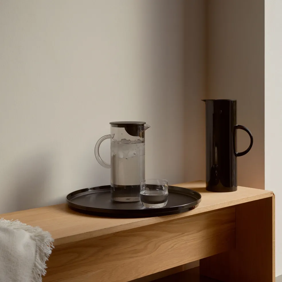 EM77 Wasserkanne mit Deckel