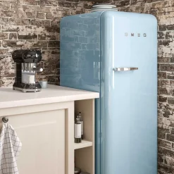 FAB28 Kühlschrank mit Gefrierfach