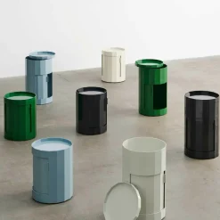 Facet Container hoch mit Füßen und Rollen