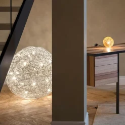 Fil de Fer F Bodenleuchte