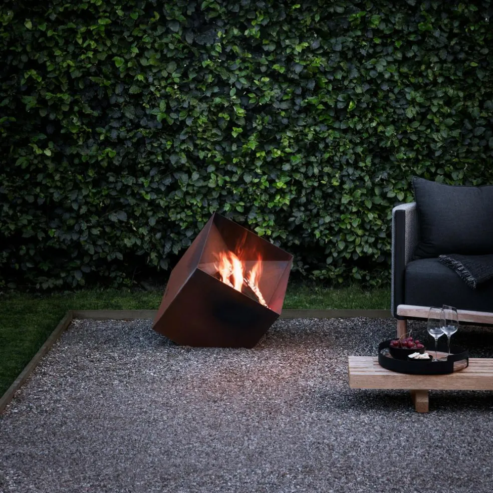 FireCube Gartenkamin