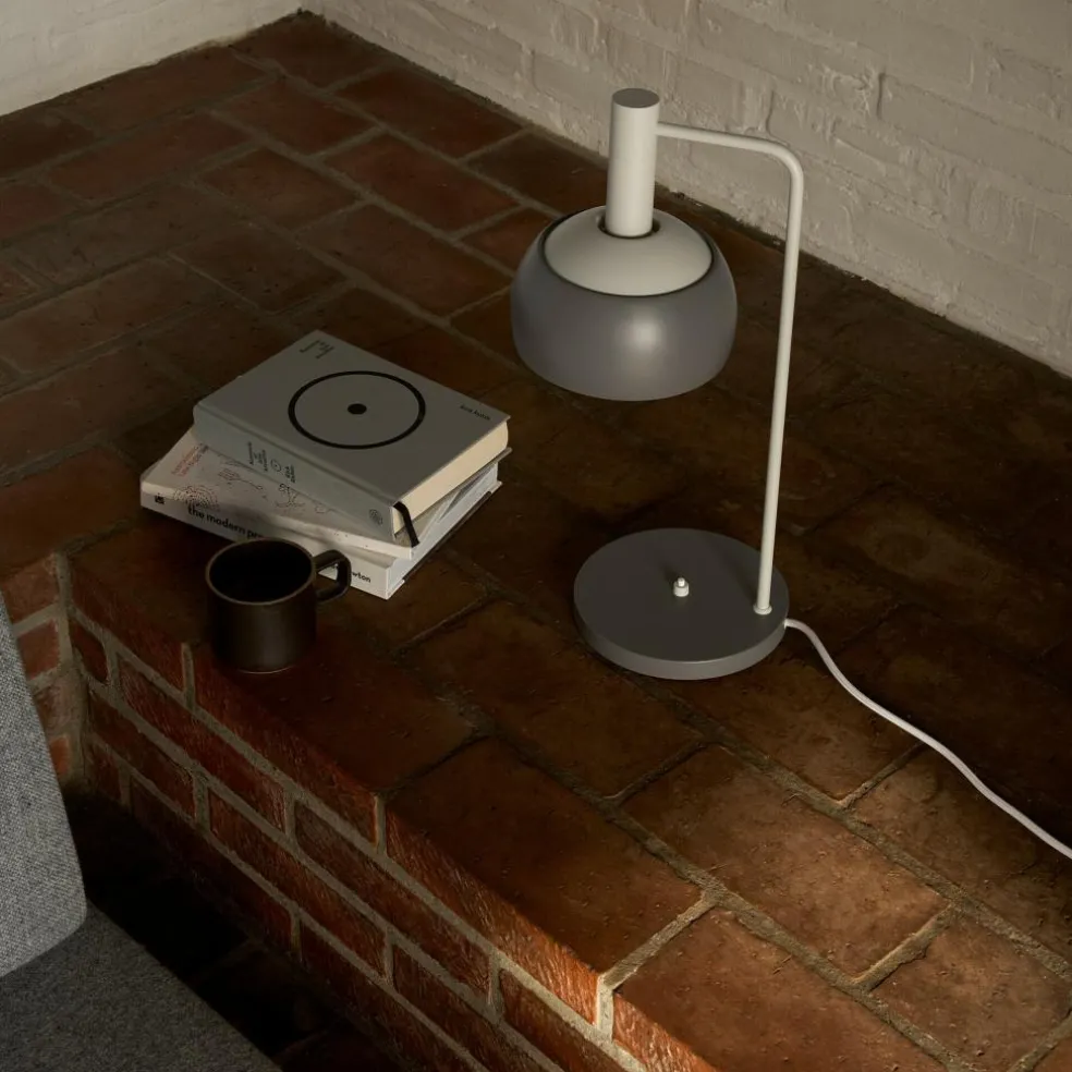 FJ Elements Tischleuchte