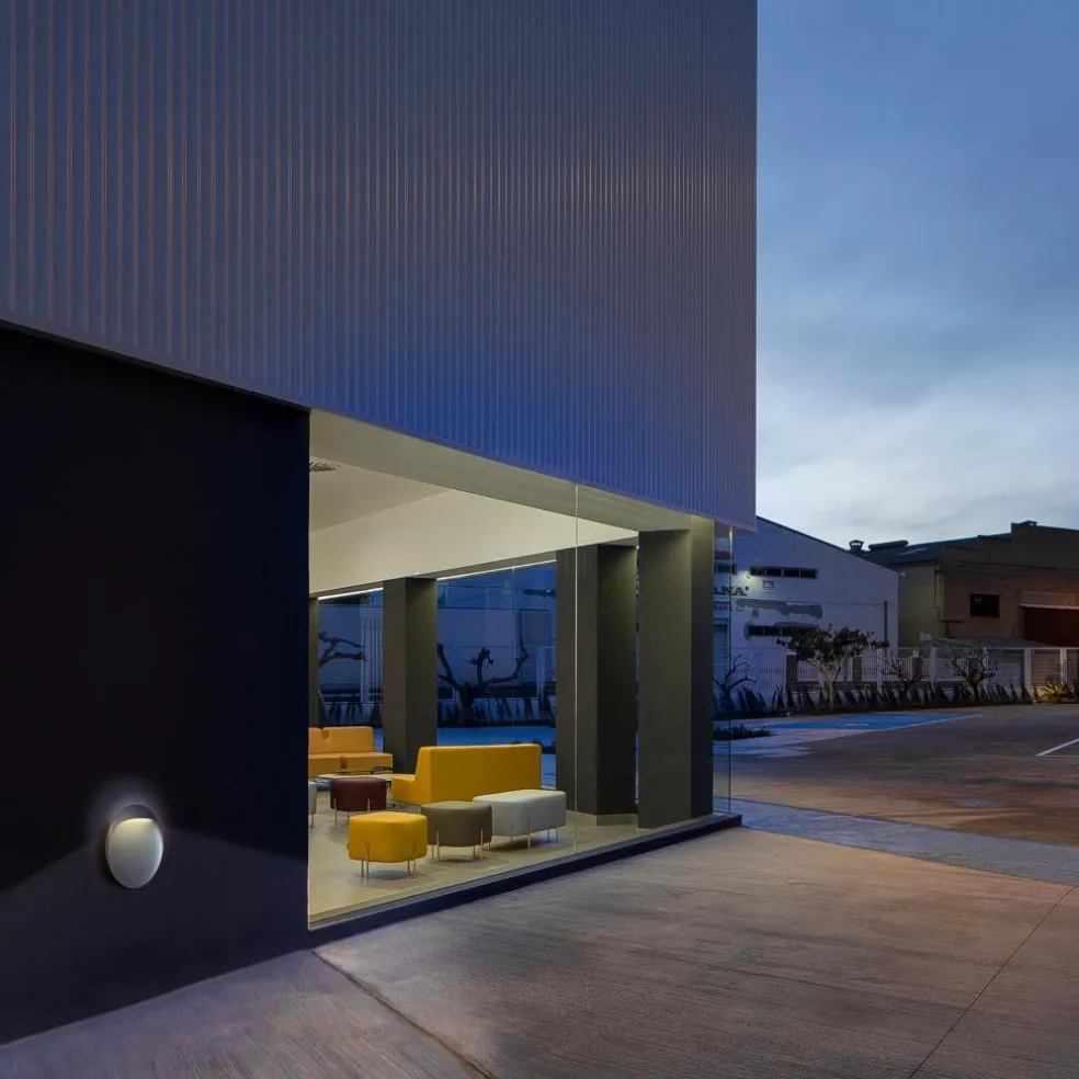 Flindt LED Wandleuchte für Innen/Außen