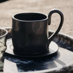 Flow Tasse mit Untertasse