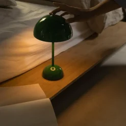 Flowerpot VP9 LED Akku Tischleuchte