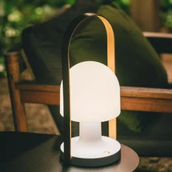 FollowMe LED Outdoor Tischleuchte mit Akku