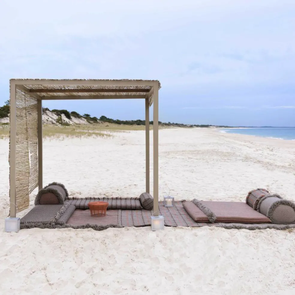 Garden Layers Small Roll Kissen