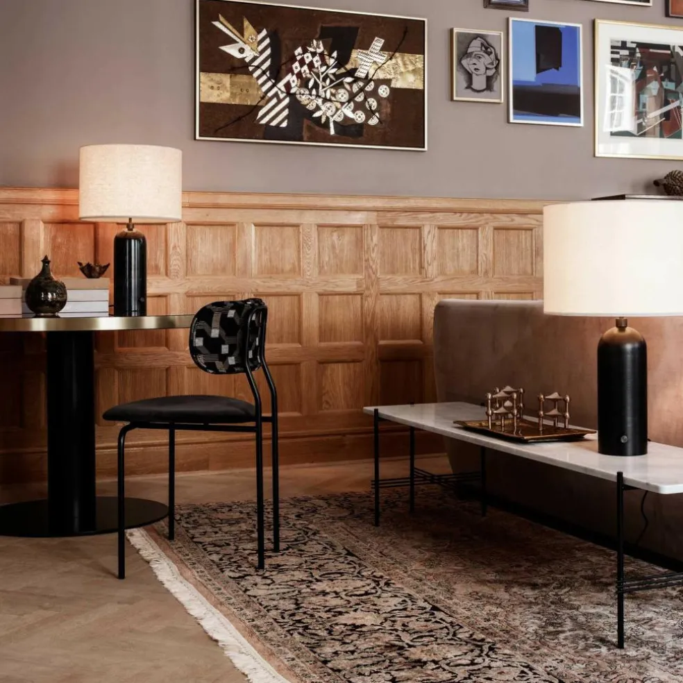 Gravity Tischleuchte L Gestell Marmor