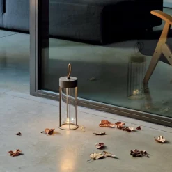 In Vitro Unplugged LED Akkuleuchte 3000K