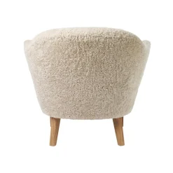 Ingeborg Lounge Chair Schaffell