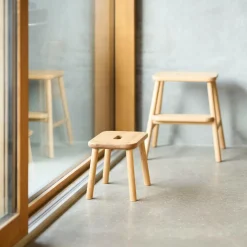 J181 Sønderup Hocker