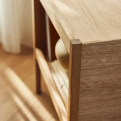 Journal Beistelltisch