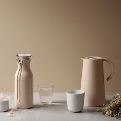 Kühlschrankkaraffe mit Neoprenanzug 1L