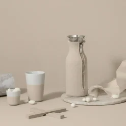 Kühlschrankkaraffe mit Neoprenanzug 1L