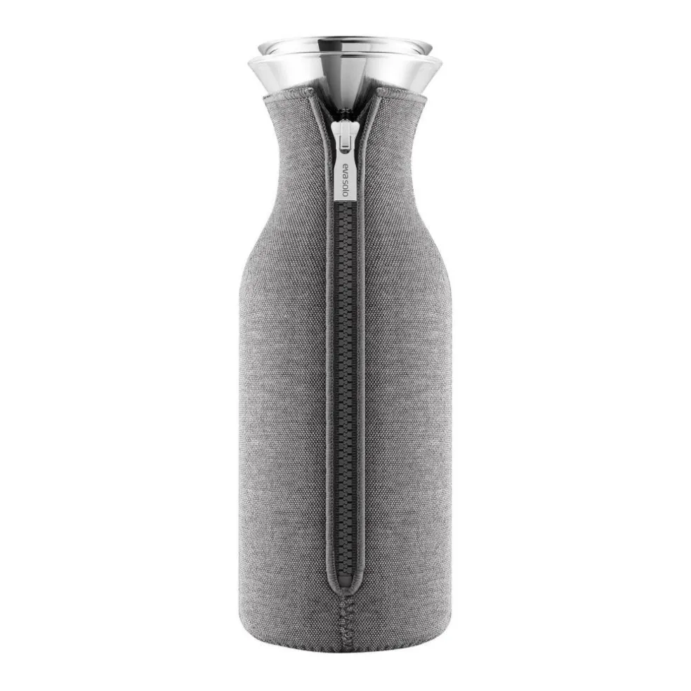 Kühlschrankkaraffe mit Neoprenanzug 1L