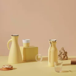 Kühlschrankkaraffe mit Neoprenanzug 1L