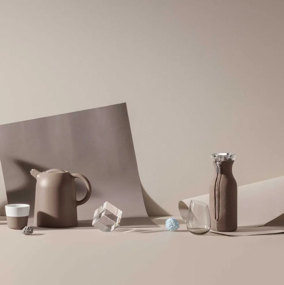 Kühlschrankkaraffe mit Neoprenanzug 1L