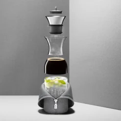 Kühlschrankkaraffe mit Neoprenanzug 1L