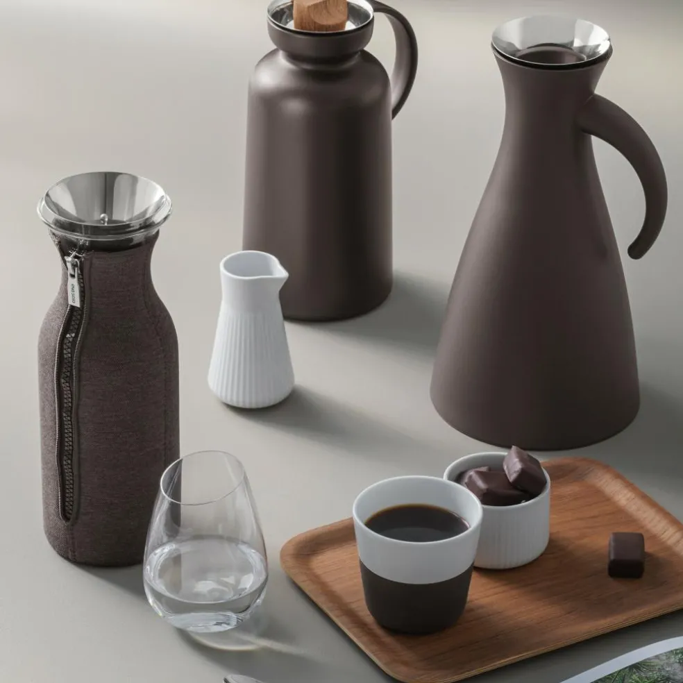 Kühlschrankkaraffe mit Neoprenanzug 1L