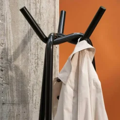 Knit Garderobenständer