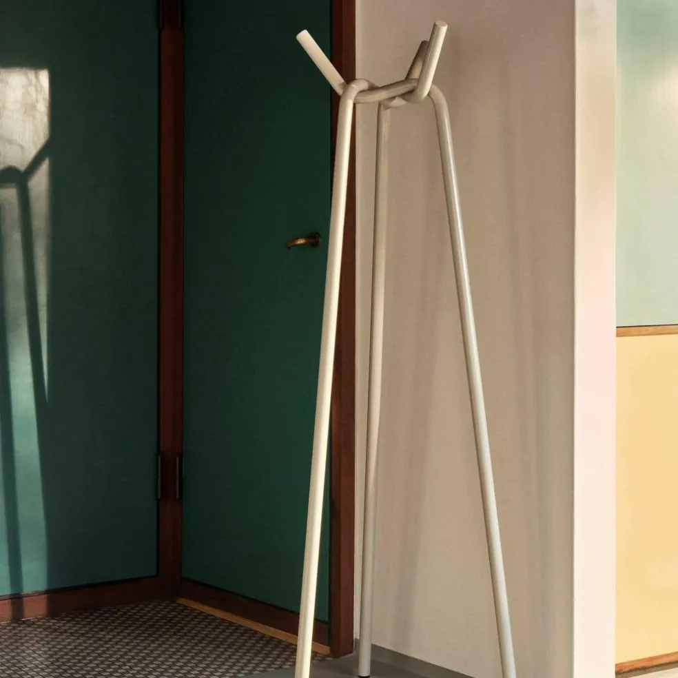 Knit Garderobenständer