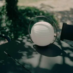 Lantern Portable LED Tischleuchte mit Akku