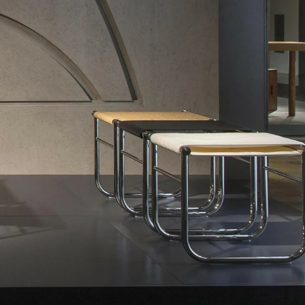 LC9 Tabouret de salle de bains