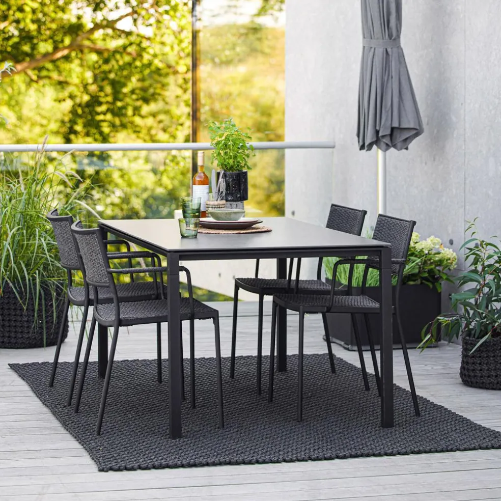 Less Sessel stapelbar