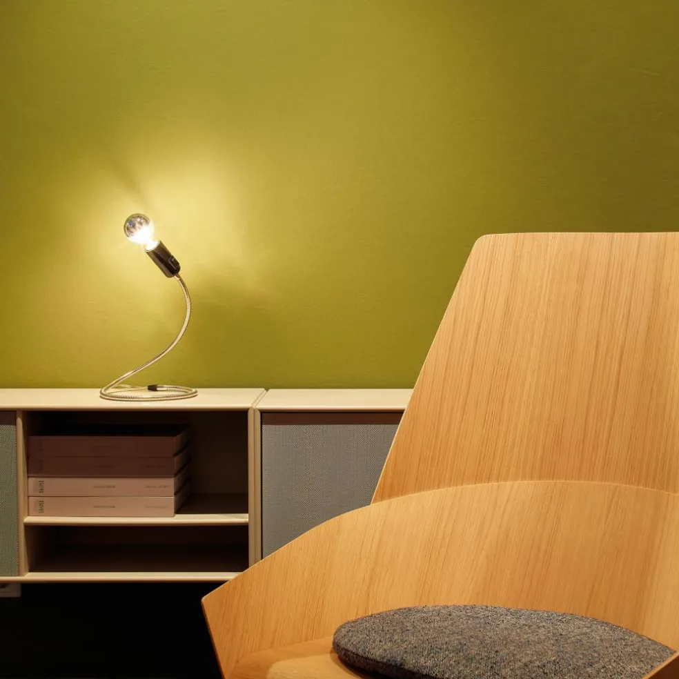 Lightworm Tischleuchte